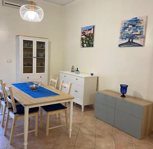 Casa Peppino Apartment *